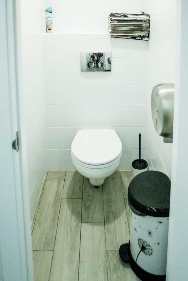 Hostel Uyutniy Dvorik Odessa Esterno foto