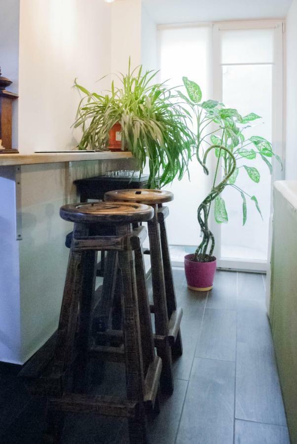 Hostel Uyutniy Dvorik Odessa Esterno foto