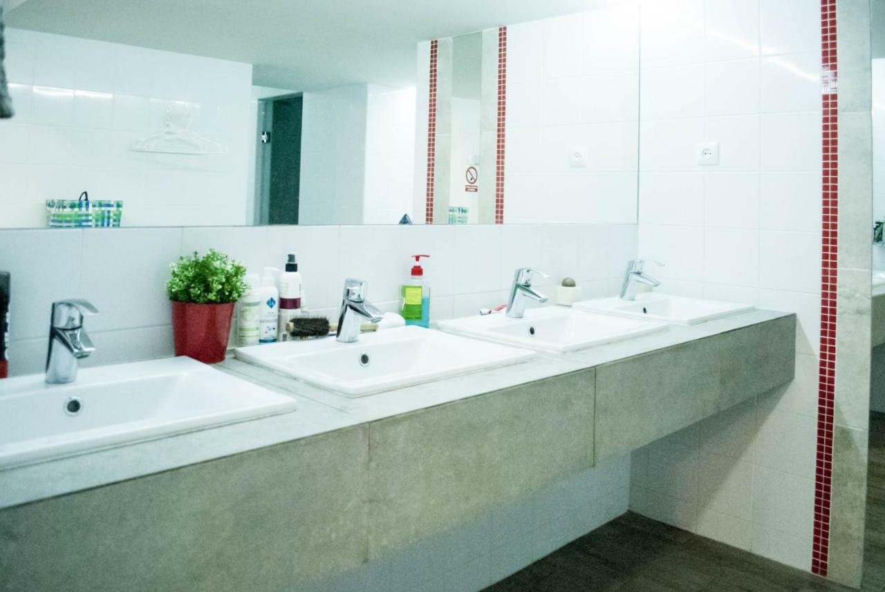 Hostel Uyutniy Dvorik Odessa Esterno foto